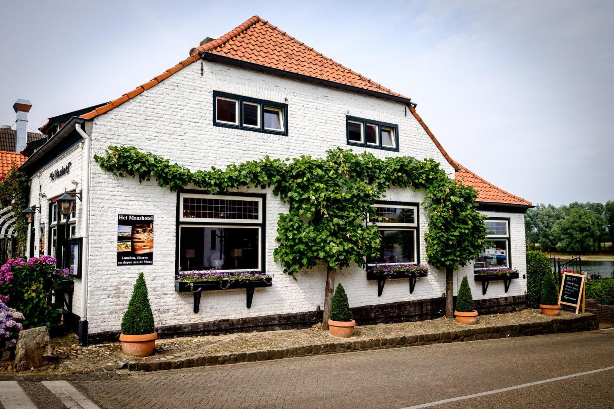 Het Maashotel Broekhuizen  Екстер'єр фото